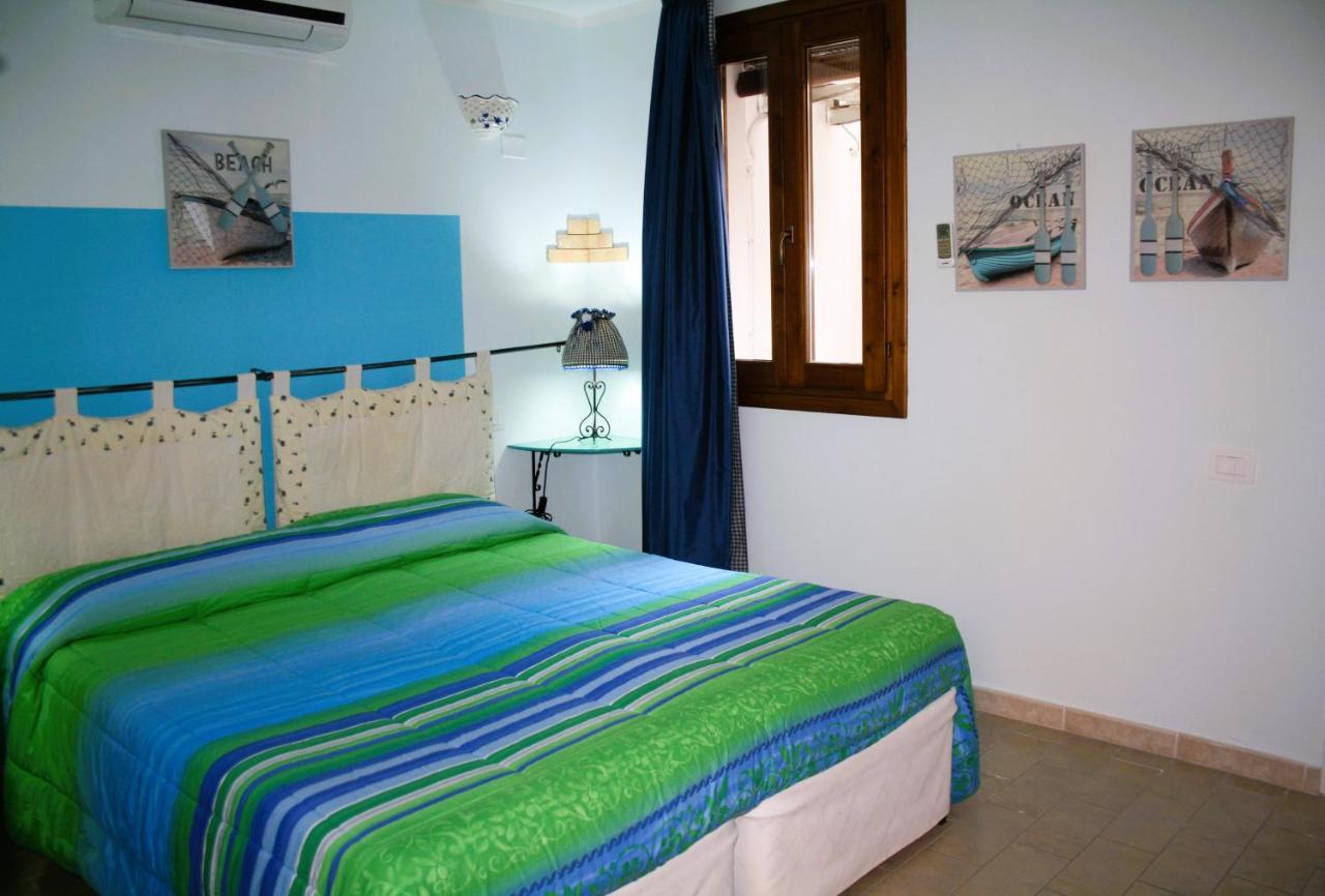 Bed and Breakfast La Pirata Capitana Costa degli Angeli Екстер'єр фото